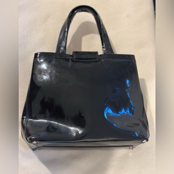 Ferragamo black patent leather purse - Picture 2 of 9